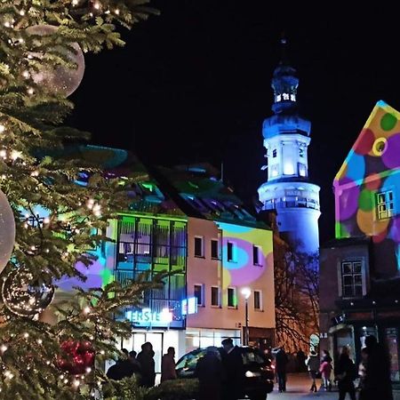 Central Residence Sopron Buitenkant foto